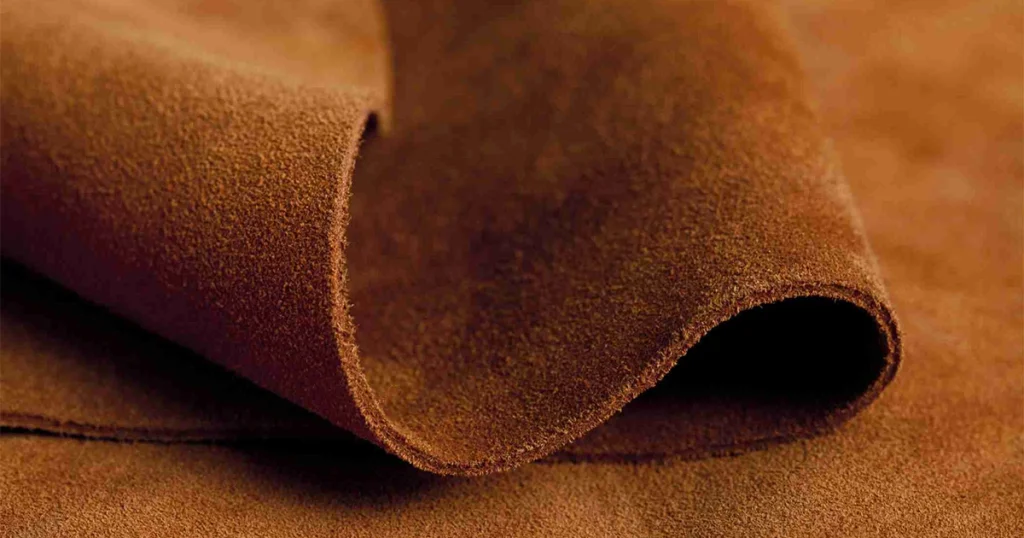 چرم اشبالت چیست؟ ویژگی‌ها، کاربردها و تفاوت‌های آن با سایر چرم ها